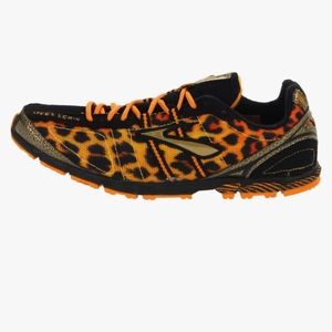 Brooks Women's Mach 13 Cross Country Speed Demon Sneakers